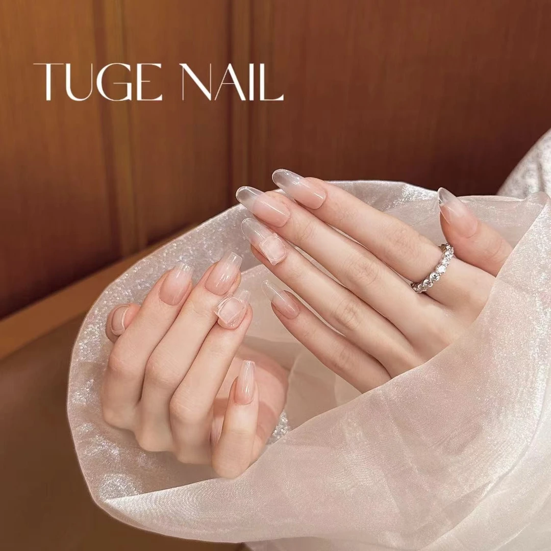 TugeNail “冰岛”【施家全华】冰透冰块渐变带钻穿戴甲TGLI