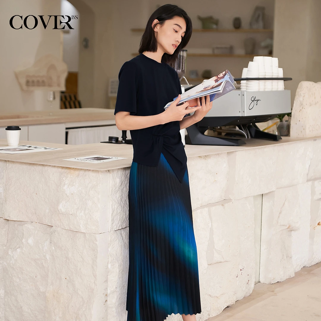 COVERINS夏款收腰圆领三醋酸褶皱解构上衣