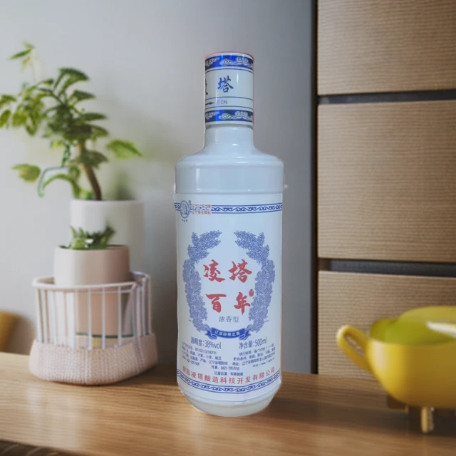 凌塔【彰武百年圆瓶】38°浓香型，2017年罐装库存酒！38度