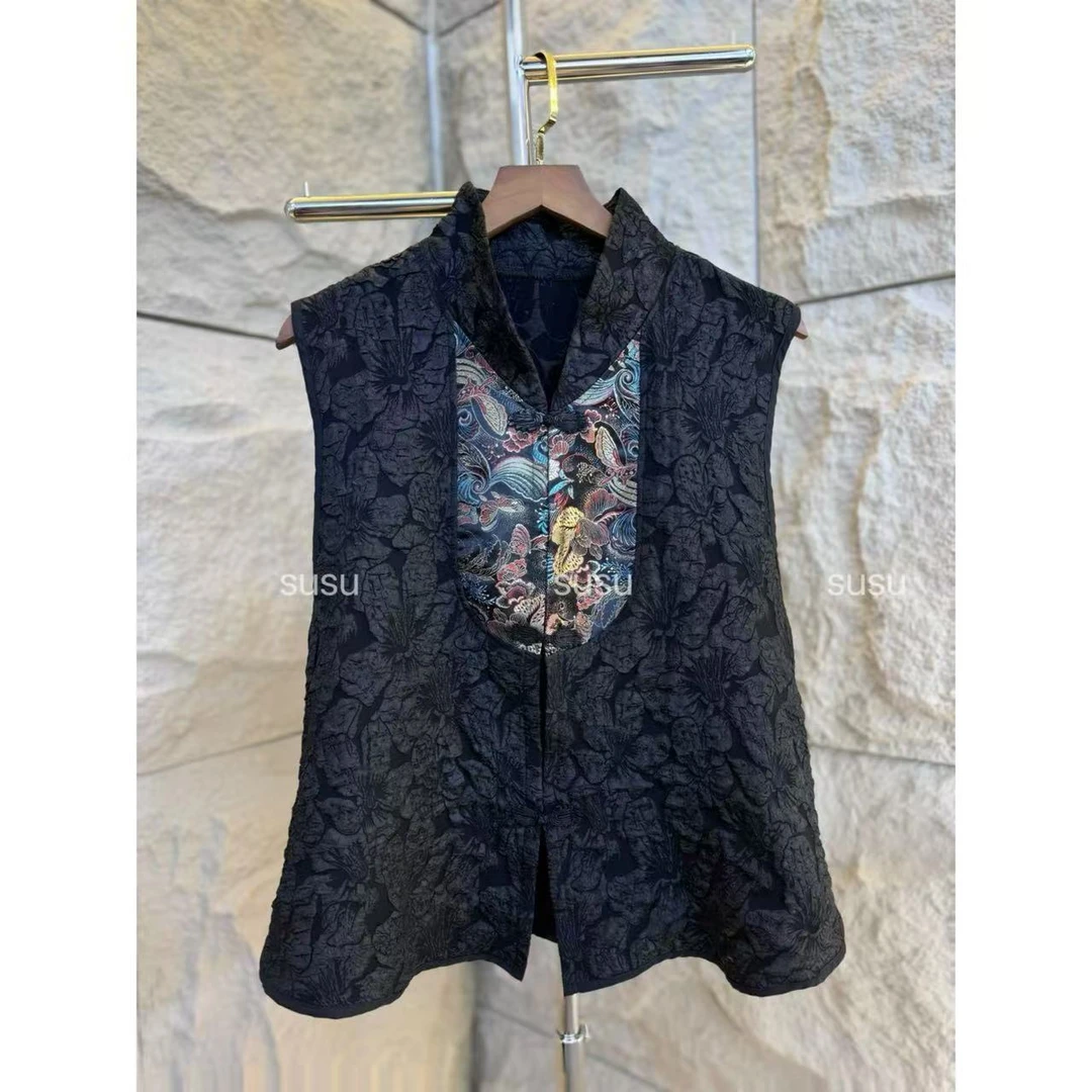 249/新中式立领设计刺绣提花黑色百搭知性优雅民族风格盘扣马甲