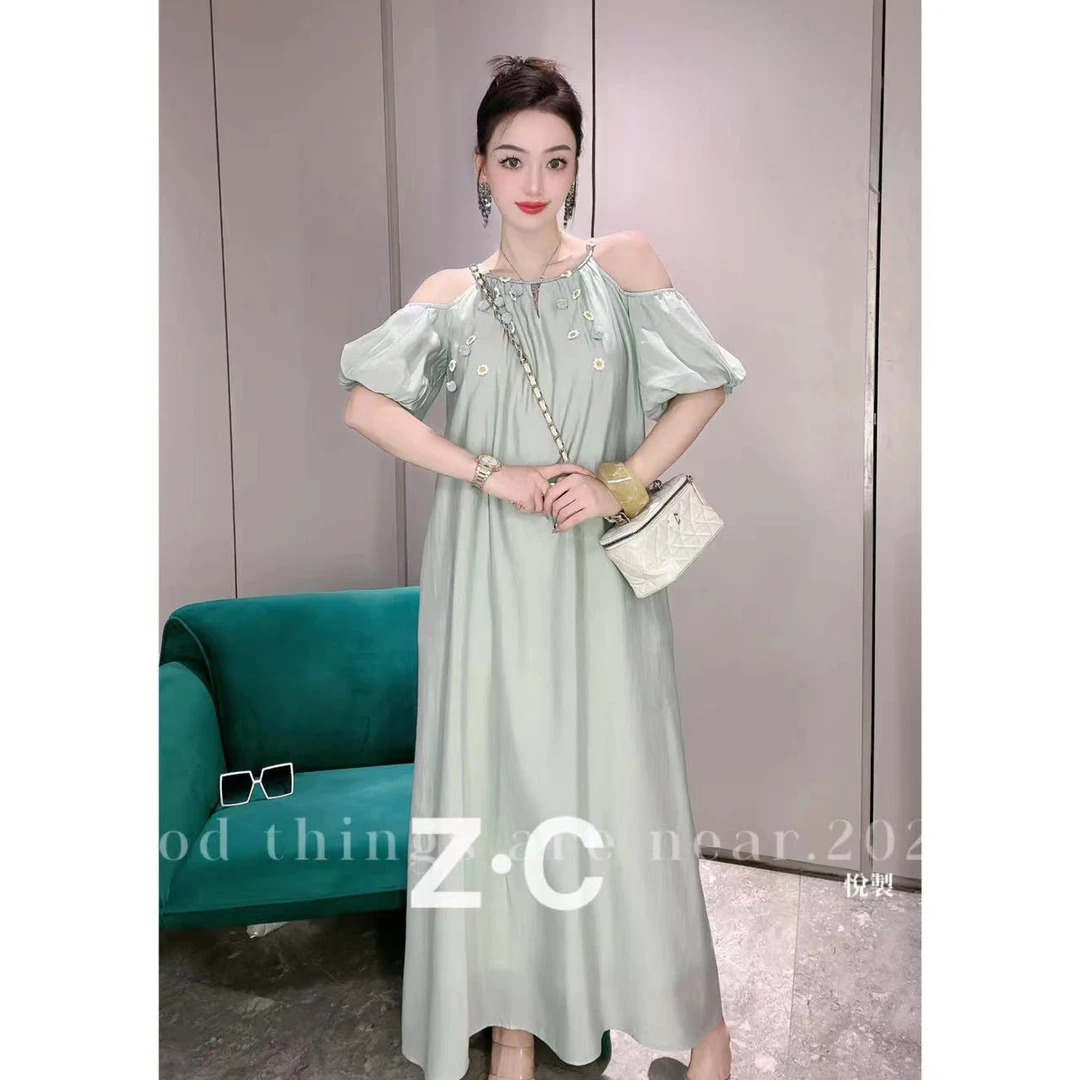 程悦夫妇【出逃公主】A-01683法式时尚落肩袖设计感减龄宽松连衣裙