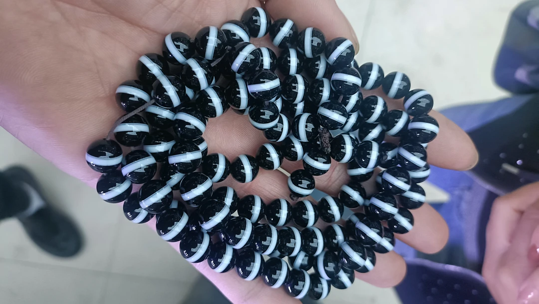 天然玛瑙，一线108卡10的珠子