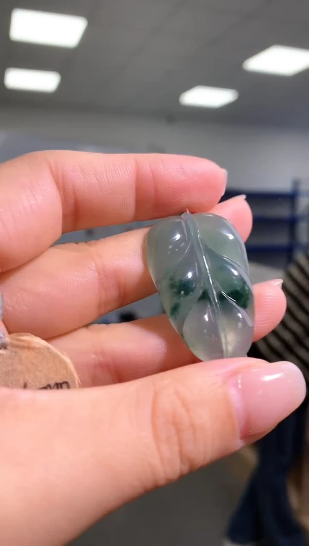 【闪购商品】定制翡翠未镶嵌叶子-18k
