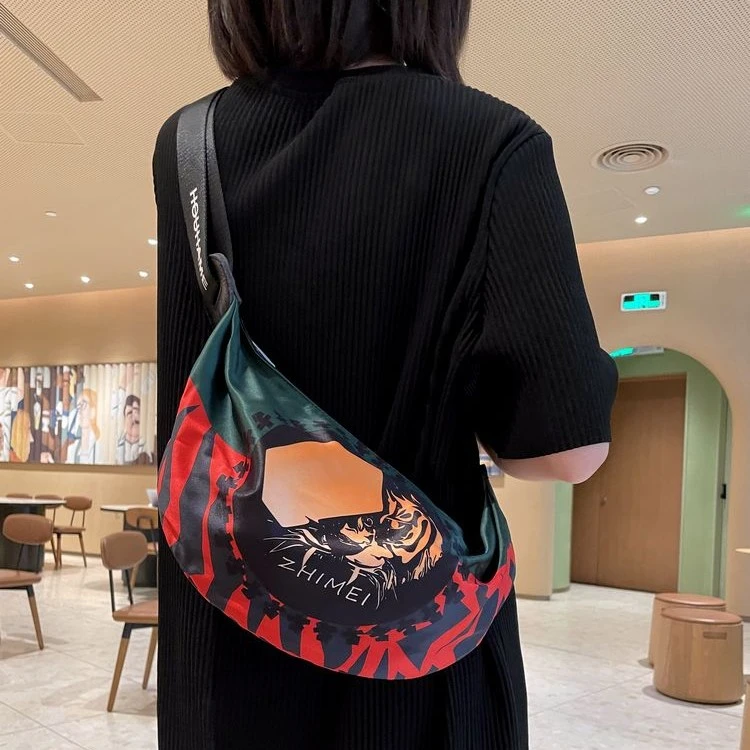 虎潮男包女包个性印花学生休闲运动百搭ins潮流单肩斜挎包胸包