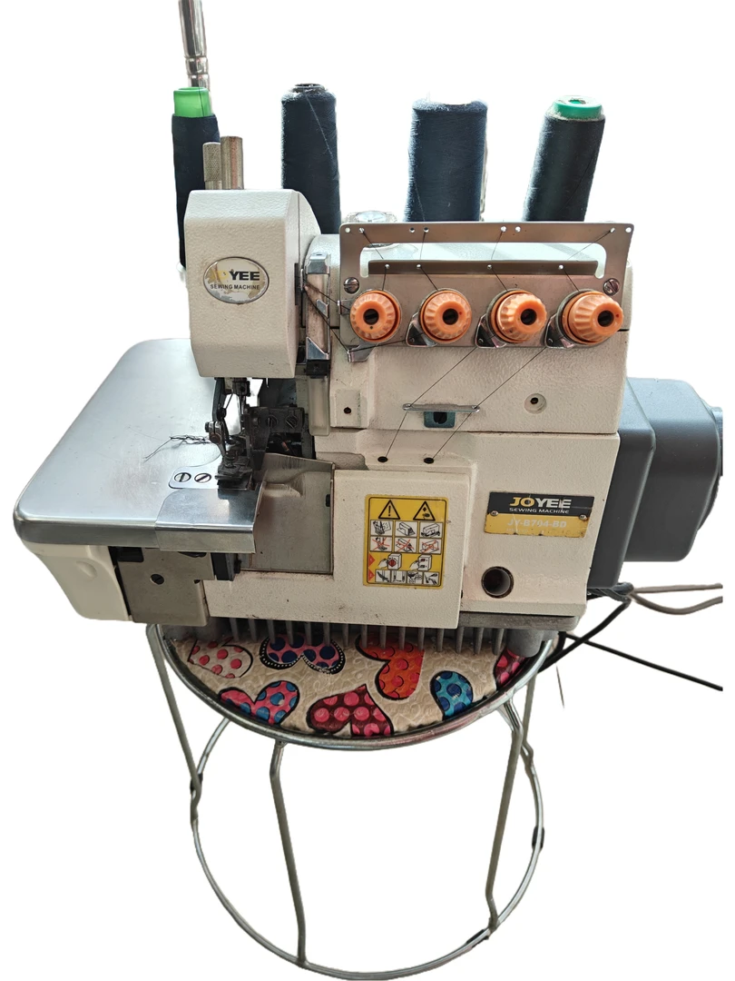 1台式桌面款直驱四线锁边机拷边机家用锁边机家用