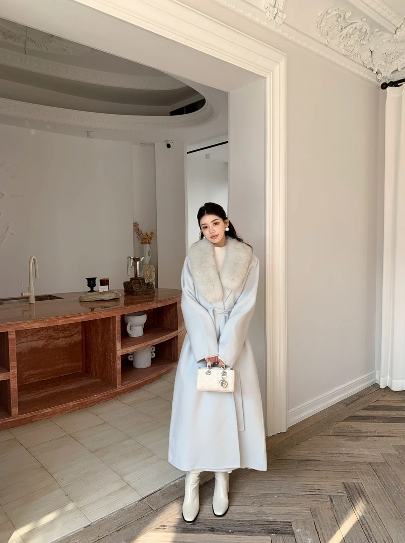 xinxin 秋冬新款韩版狐狸毛宽松长款外套温柔大衣 00019