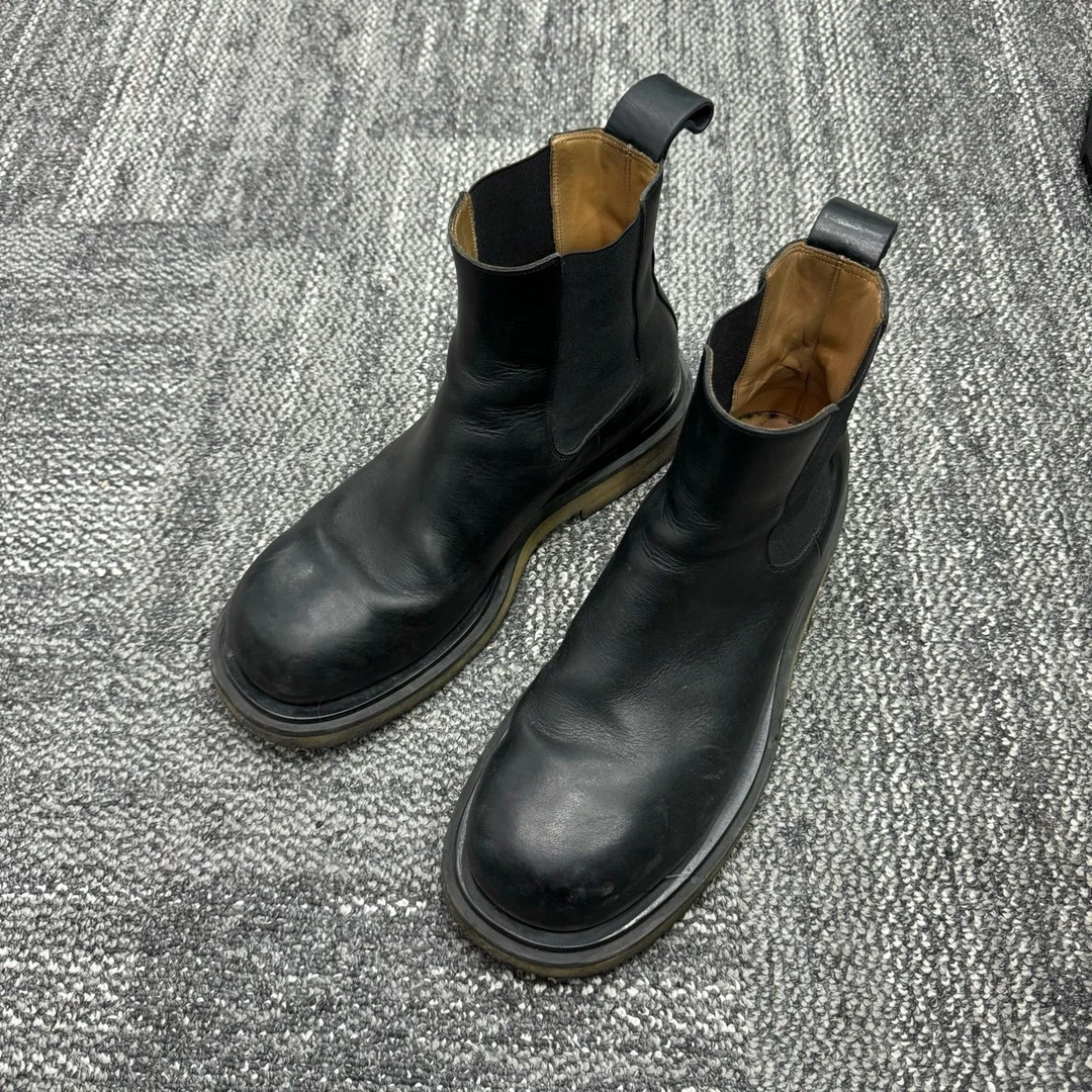 95新 BOTTEGA VENETA/葆蝶家 黑色厚底靴 44码/无配件