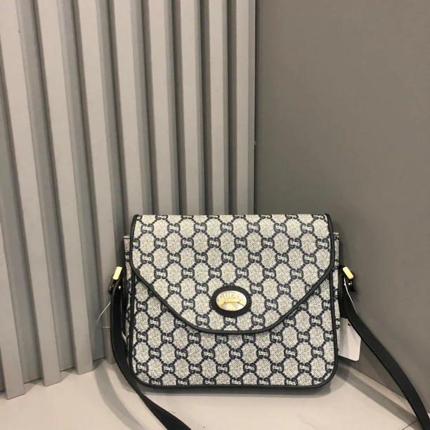 95新 GUCCI/古驰 兔兔奢/古驰斜挎包/2400508050