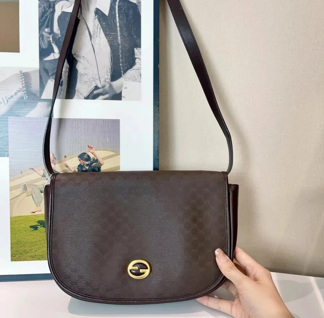 95新 GUCCI/古驰 兔兔奢/古驰斜挎包/240427030
