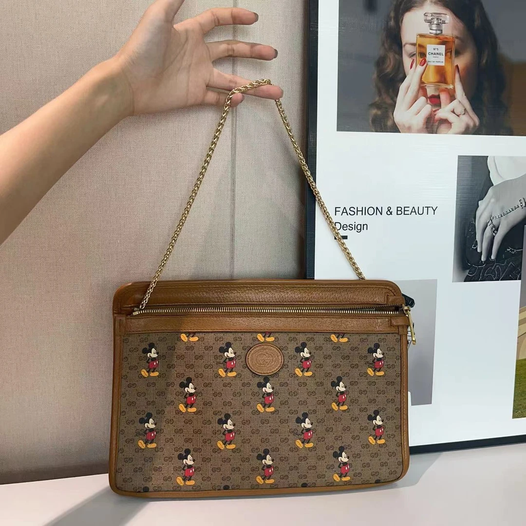 95新 GUCCI/古驰 兔兔奢/古驰手拿包/240524076