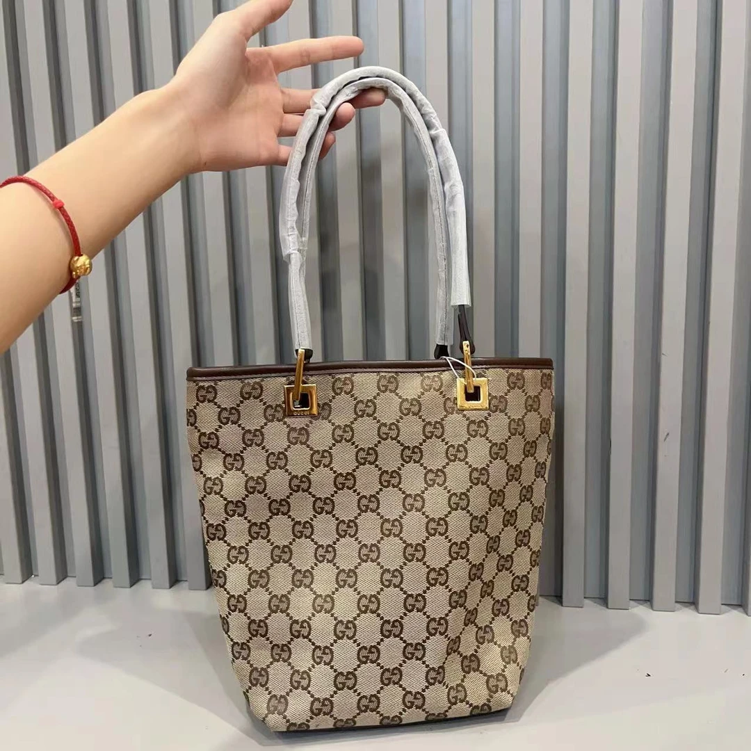 95新 GUCCI/古驰 兔兔奢/古驰单肩包/240307156