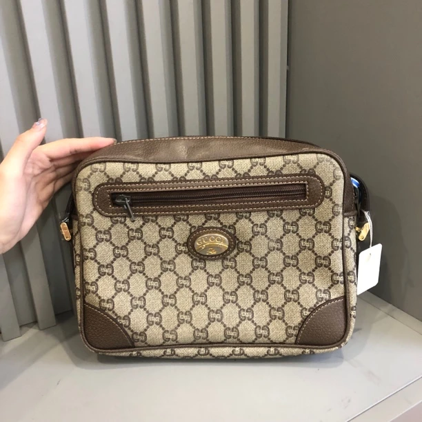 95新 GUCCI/古驰 兔兔奢淼淼/古驰斜挎包/240619096