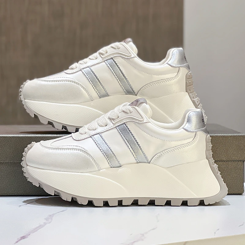 真皮厚底老爹鞋女2024春季新款超火阿甘鞋百搭爆款增高运动休闲鞋