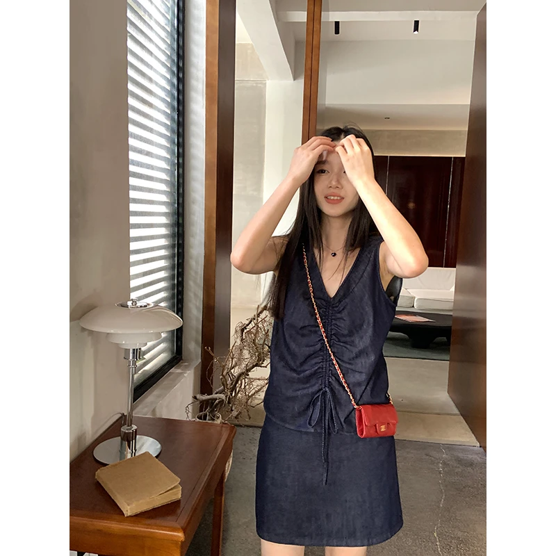 王少女YOKLASS【清清】蓝色时尚无袖牛仔背心短裙套装 B23279S43