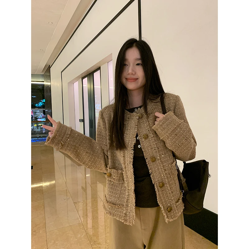 王少女的店【现】卡其色毛边编织小香外套秋季气质短上衣 W24188S43