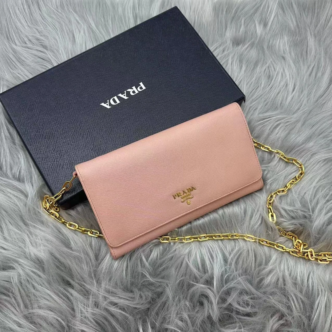 95新 Prada/普拉达 大全中古/普拉达 粉色手拿包/FY 147