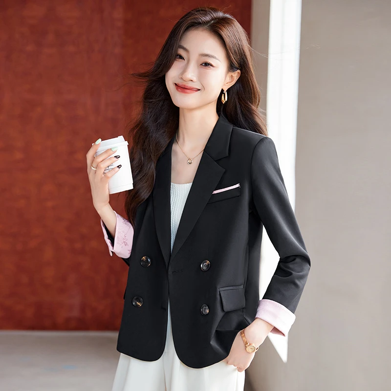 高级感黑色西装外套女小个子短款春秋2024新款休闲今年流行小西服