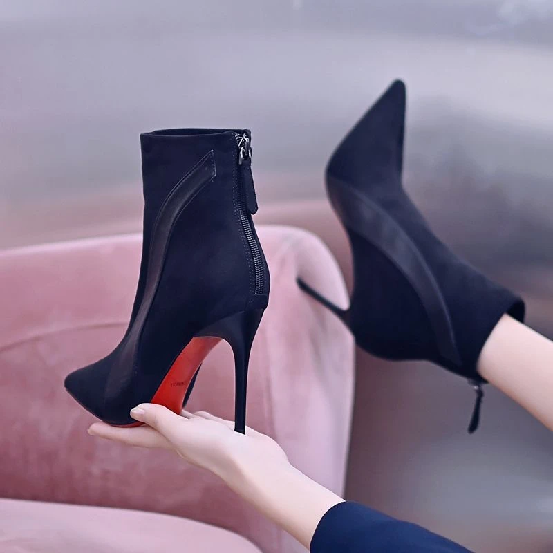高跟短靴女细跟黑色加绒瘦瘦靴2024年秋冬新款尖头后拉链时装靴