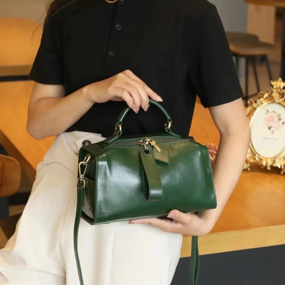 新款复古高级通勤真皮女包！时尚单肩枕头斜挎包手提