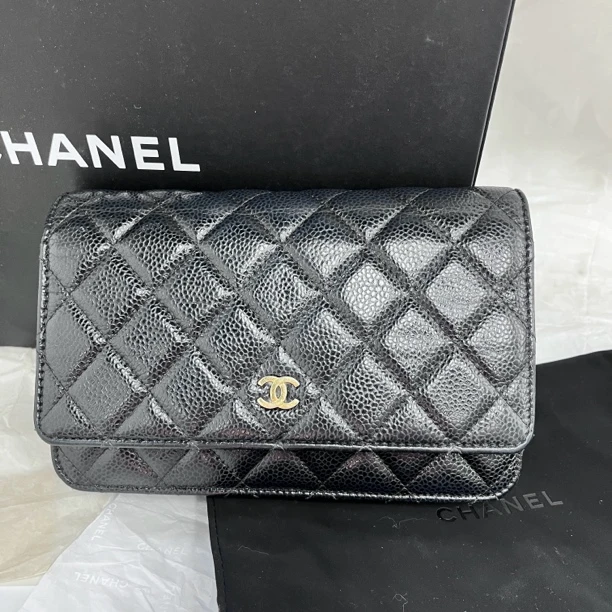 95新 Chanel/香奈儿 黑金荔枝woc28开单肩包