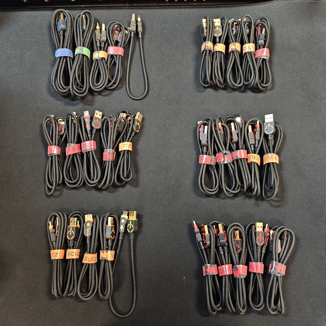 准新品 【JY-3167】高端C口通用数据线五合一套盒线