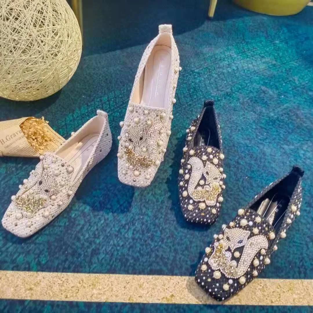 阿芙莎手工鞋5162秋季新款方头九尾狐珍珠水钻平底单鞋B