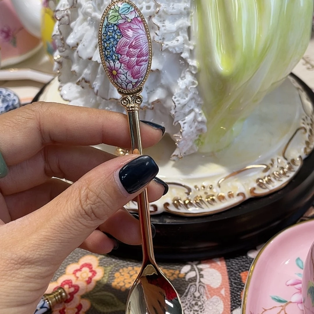 【闪购商品】新骨瓷摆件