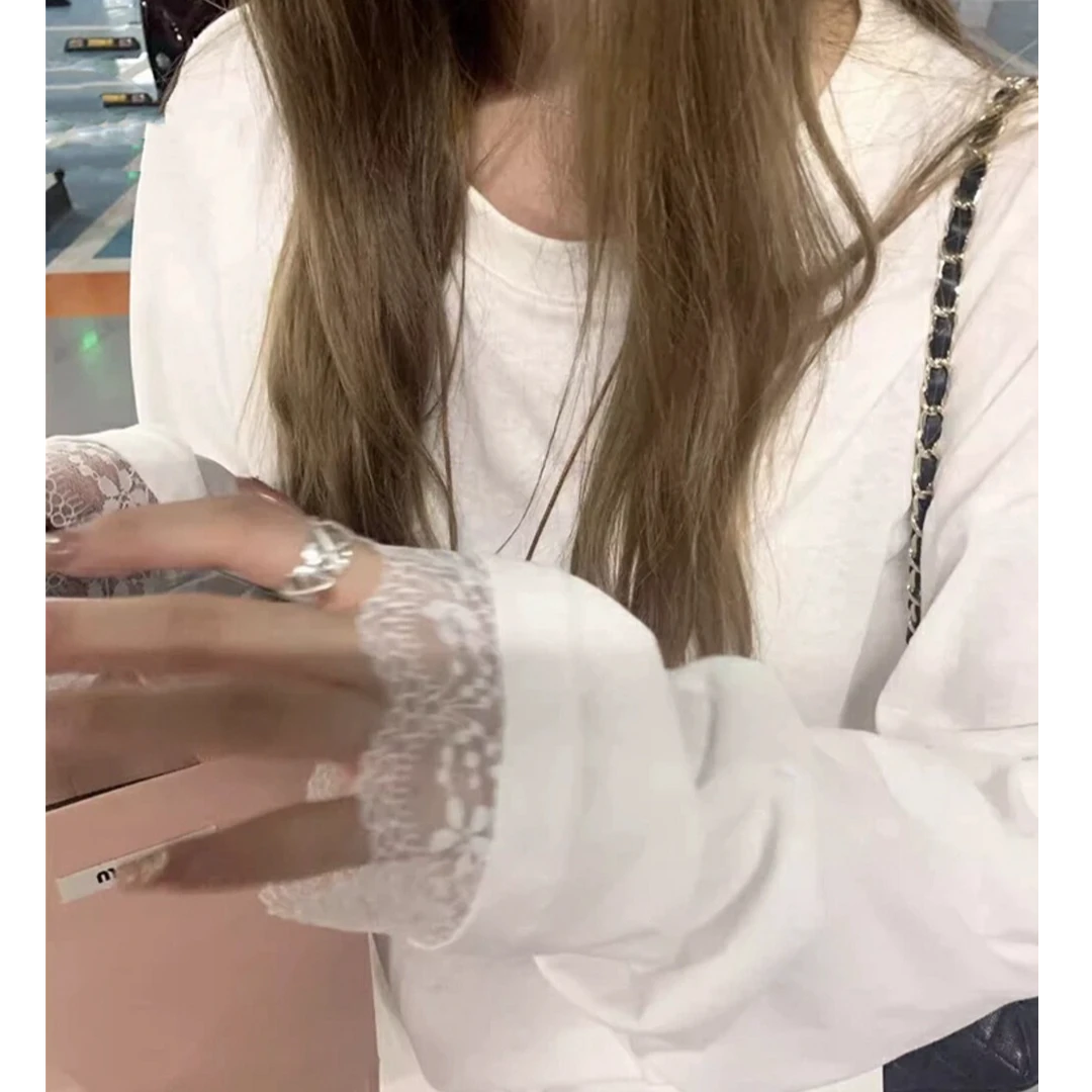 【susu】秋冬季女士韩版蕾丝拼接慵懒感宽松圆领长袖体恤