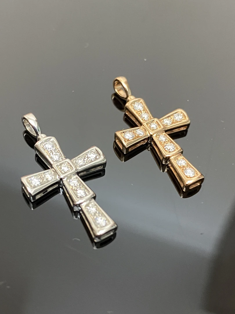 项链18k钻石项链 十字架 复古个性简约经典