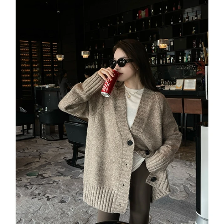 BIG WHITE REMADE“菲力麦”显瘦慵懒风针织开衫毛衣短外套A103