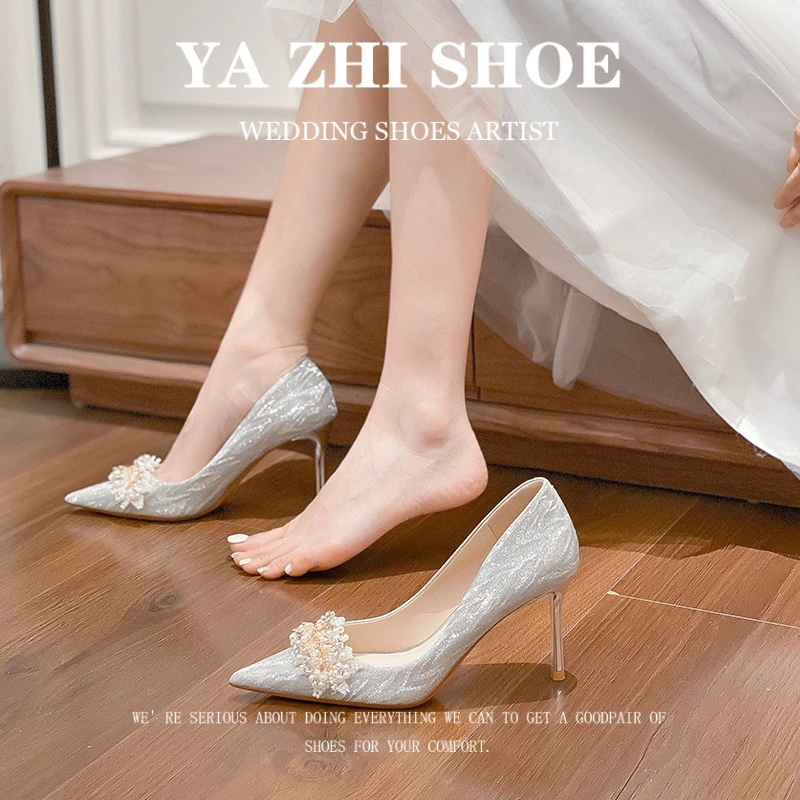尖头时尚珍珠高跟鞋结婚鞋女主婚纱秀禾婚礼敬酒水晶宴会简约婚鞋