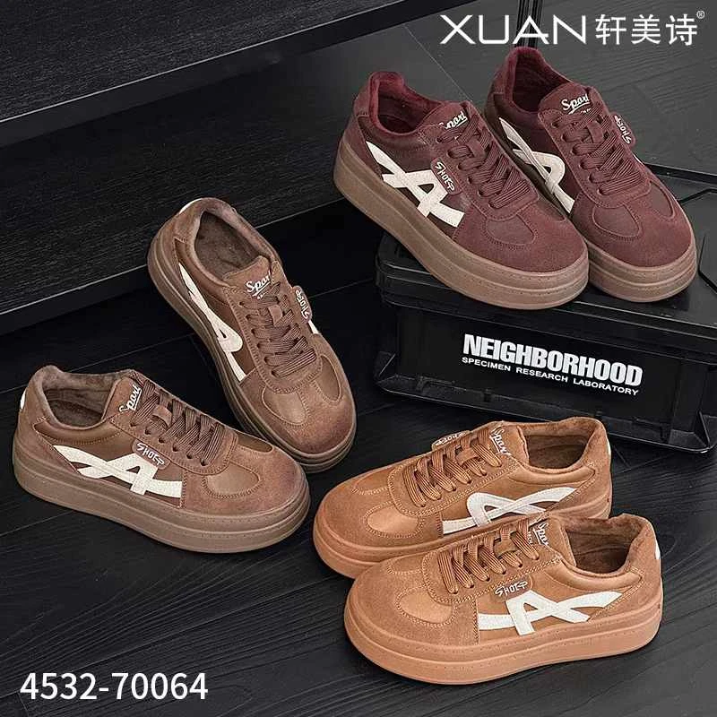 4532-70064轩美诗2024冬季款加绒保暖舒适透气平底休闲百搭板鞋女