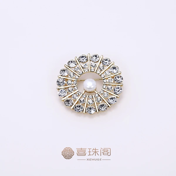喜珠阁【雪雪专属】淡水珍珠合金花型胸针6-7mm左右轻奢百搭优雅风