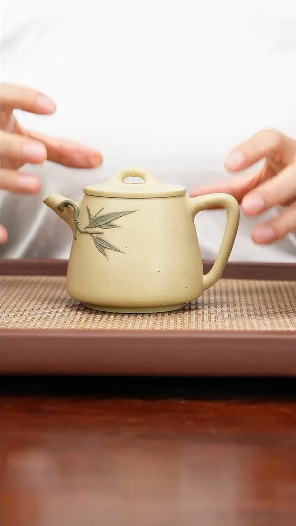 【闪购商品】紫砂茶壶梨皮竹节高石瓢贴竹260