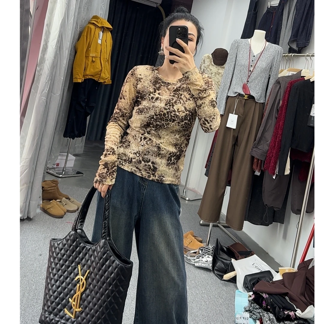 【小芸定制】高级感植绒豹纹花色长袖女秋款圆领显瘦时尚洋气-813