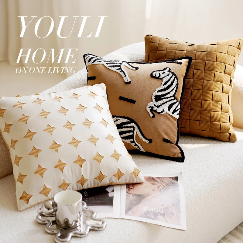 中古轻奢斑马动物抱枕套法式奶油色高级床上靠枕棕色客厅沙发靠垫