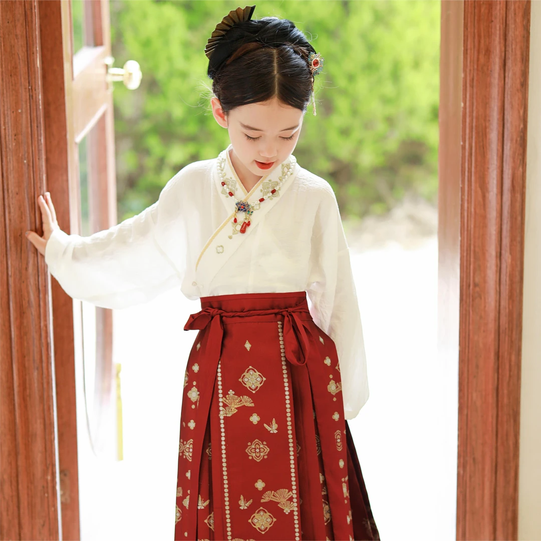 十三余童装品牌回馈日·[万松花信]中国风春满织金马面裙