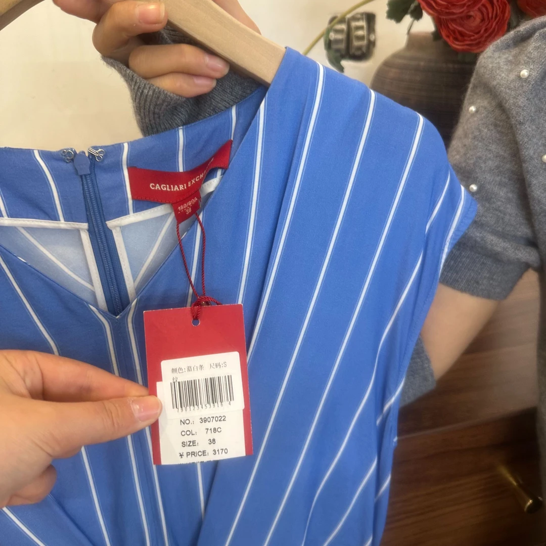 K034卡利*里品质高端女装7022【剪标款-介意慎拍】