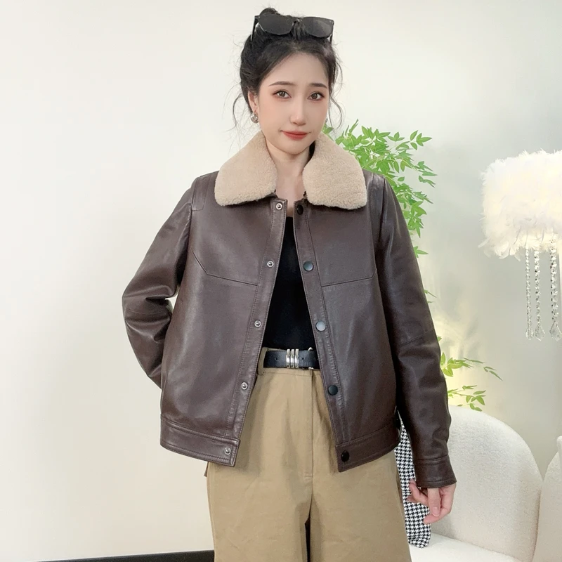 海宁真皮羽绒服女短款休闲时尚羊羔毛领油蜡绵羊皮皮衣皮夹克外套
