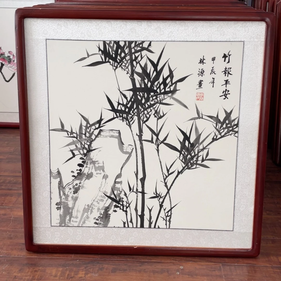 绘画带框尺寸63*63厘米