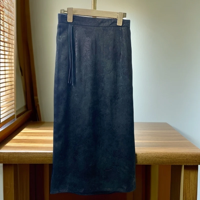 113新款压花半裙时尚休闲百搭开叉