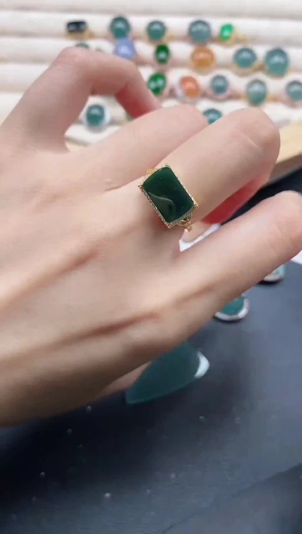 【闪购商品】翡翠戒指银S925镶嵌5151511