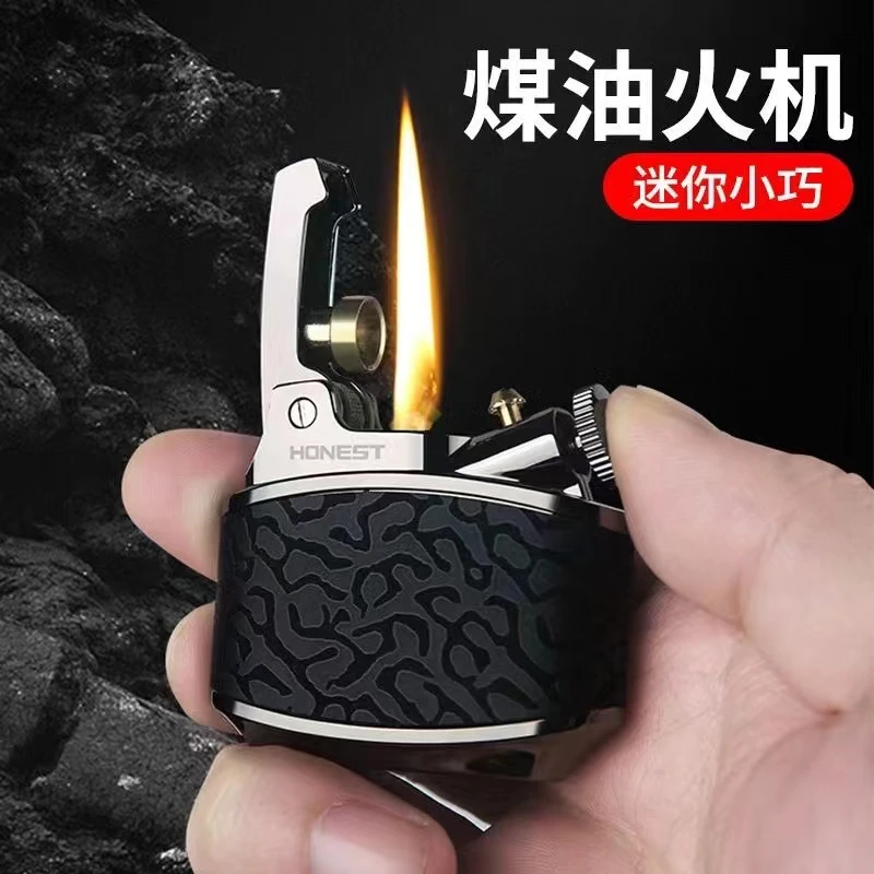 2024百诚新款煤油打火机复古砂轮按压弹射燃油机创意送男友礼物潮