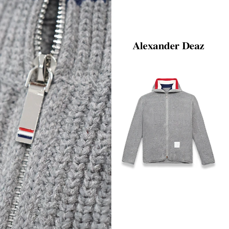 2025新款多元素小众设计立领撞色拉链针织纽花立领毛衣A8004