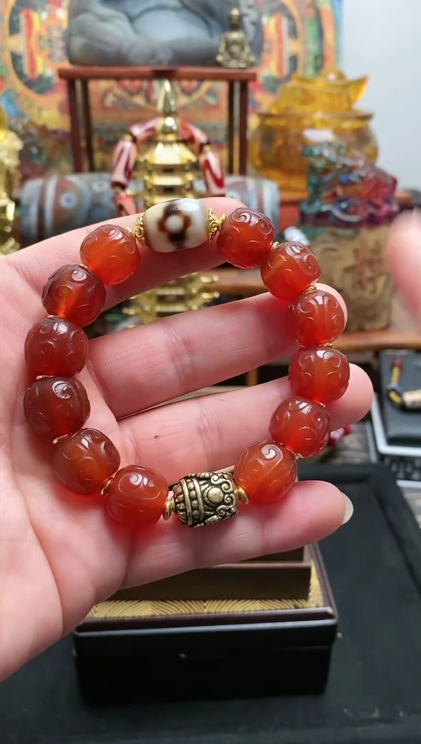 【闪购商品】玛瑙/玉髓手串未镶嵌回纹坛三   多样性发货