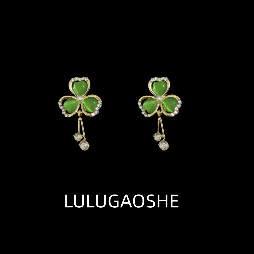 合金耳饰 c-278绿色幸运草耳钉高级设计感小众气质春夏耳饰