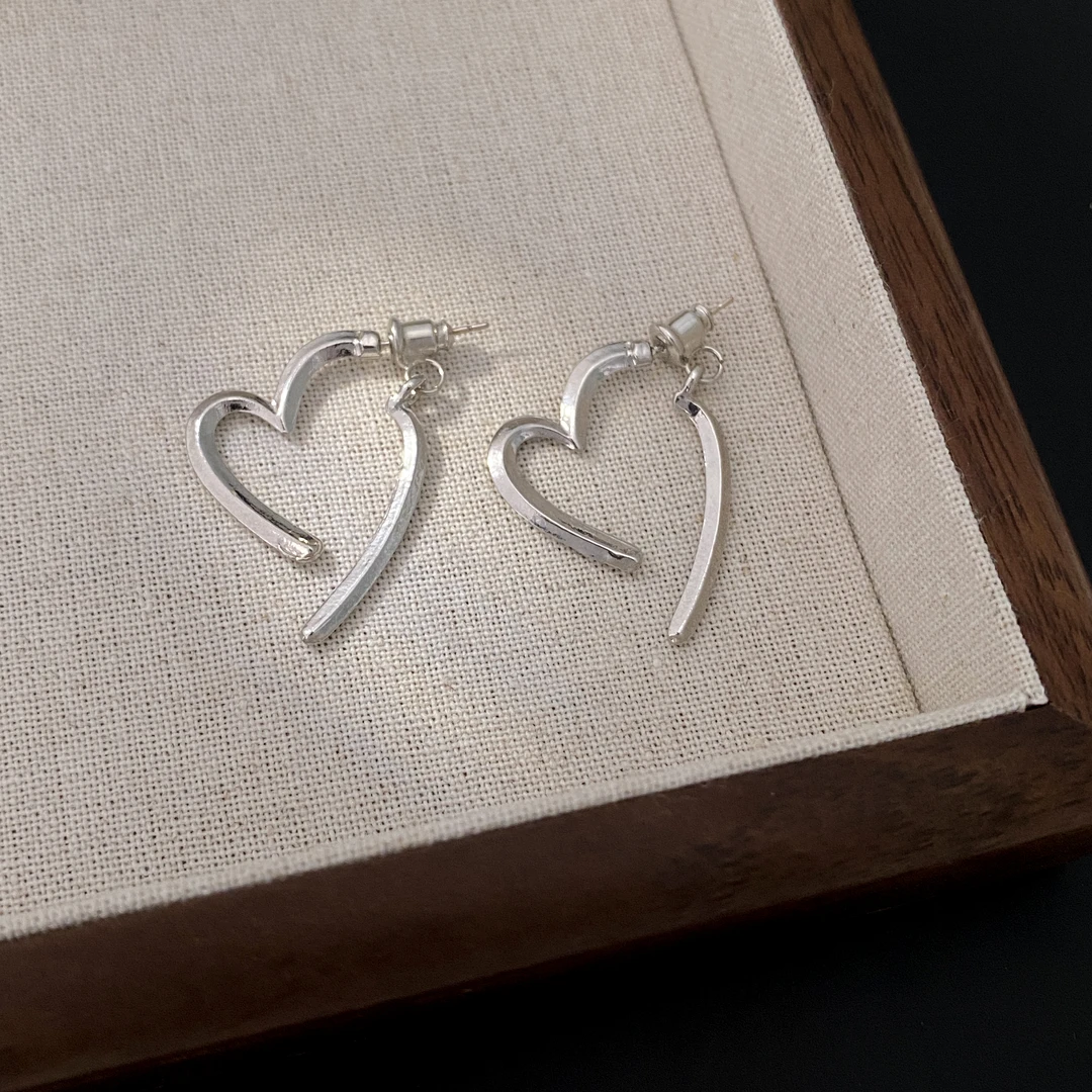 合金耳饰 c-1706新款爱心耳环小众设计高级感耳钉耳饰耳坠