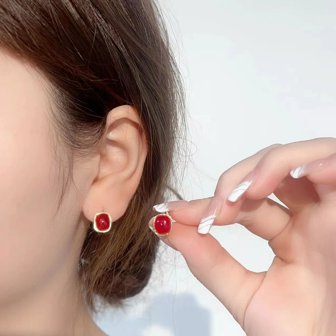 合金耳饰 c-1832简约红色耳扣女气质轻奢时尚小众温柔ins耳饰