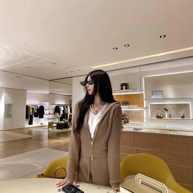 松弛老钱感华夫格套装女秋冬连帽上衣+内里仿貂针织长裤