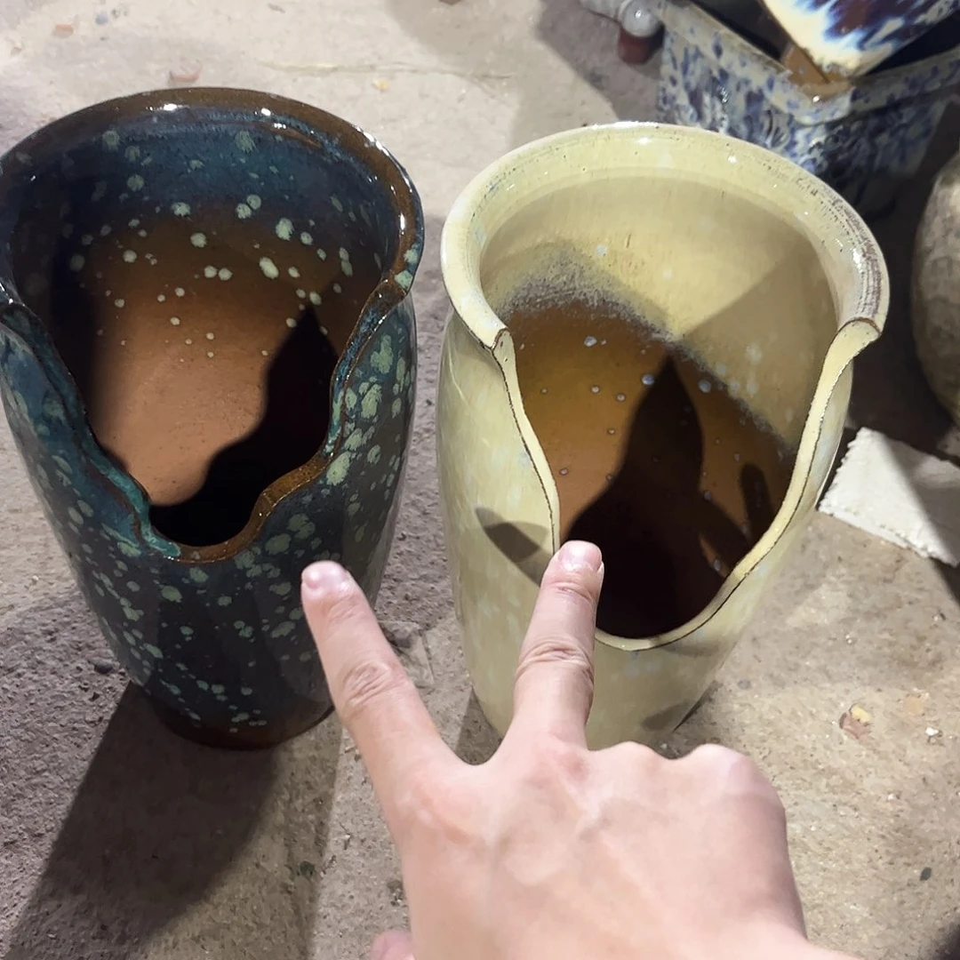 红陶花盆花开了一